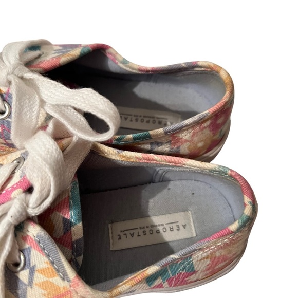 Aeropostale Multicolored Aztec Design Sneakers Size 8 - Picture 8 of 8